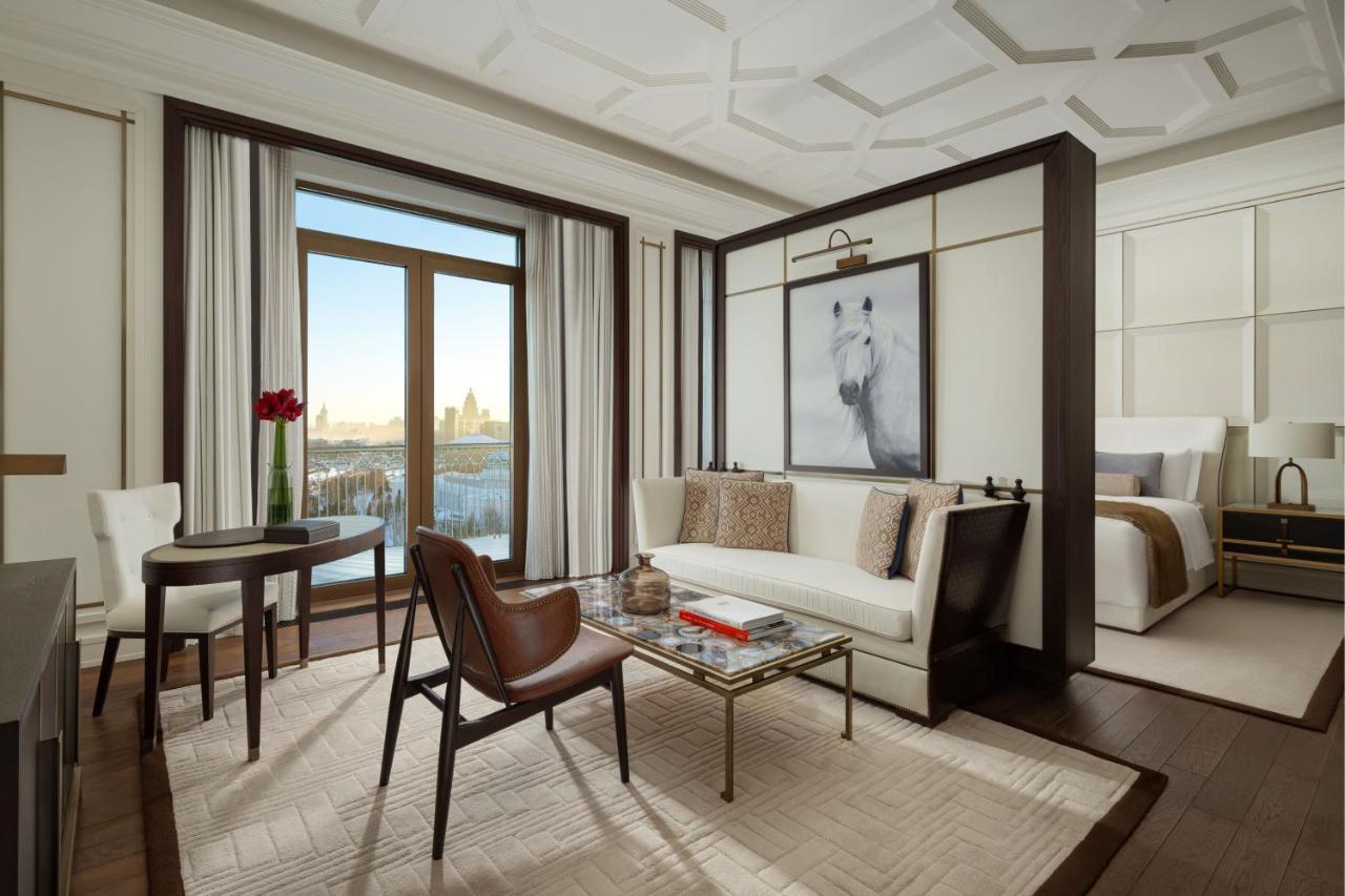The St. Regis Astana Hotel Exterior foto A suite at The St. Regis New York