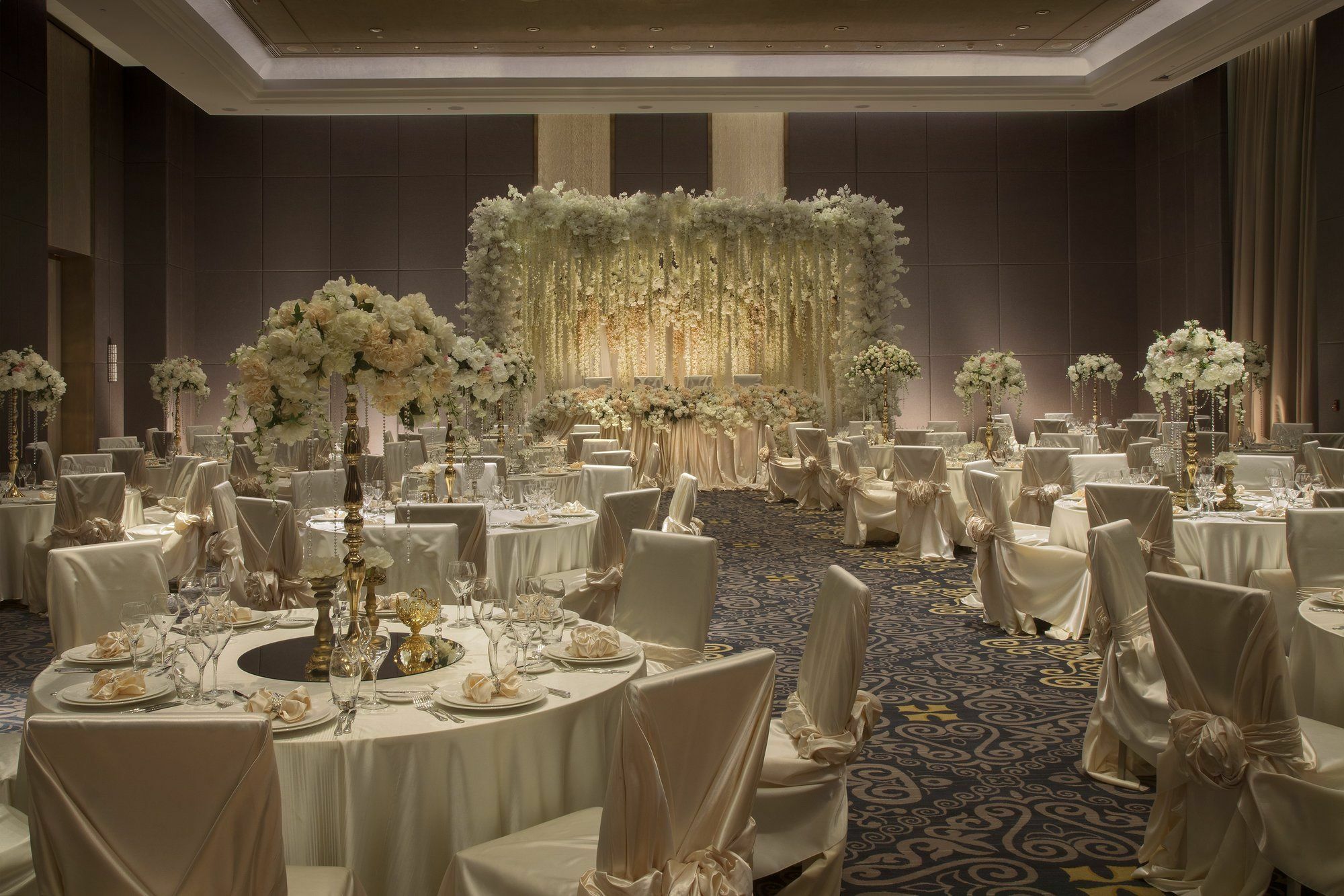 The St. Regis Astana Hotel Exterior foto Wedding reception at The Westin, Singapore